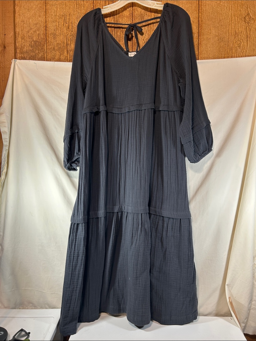 Women's Black Tiered V-Neck Midi Dress
